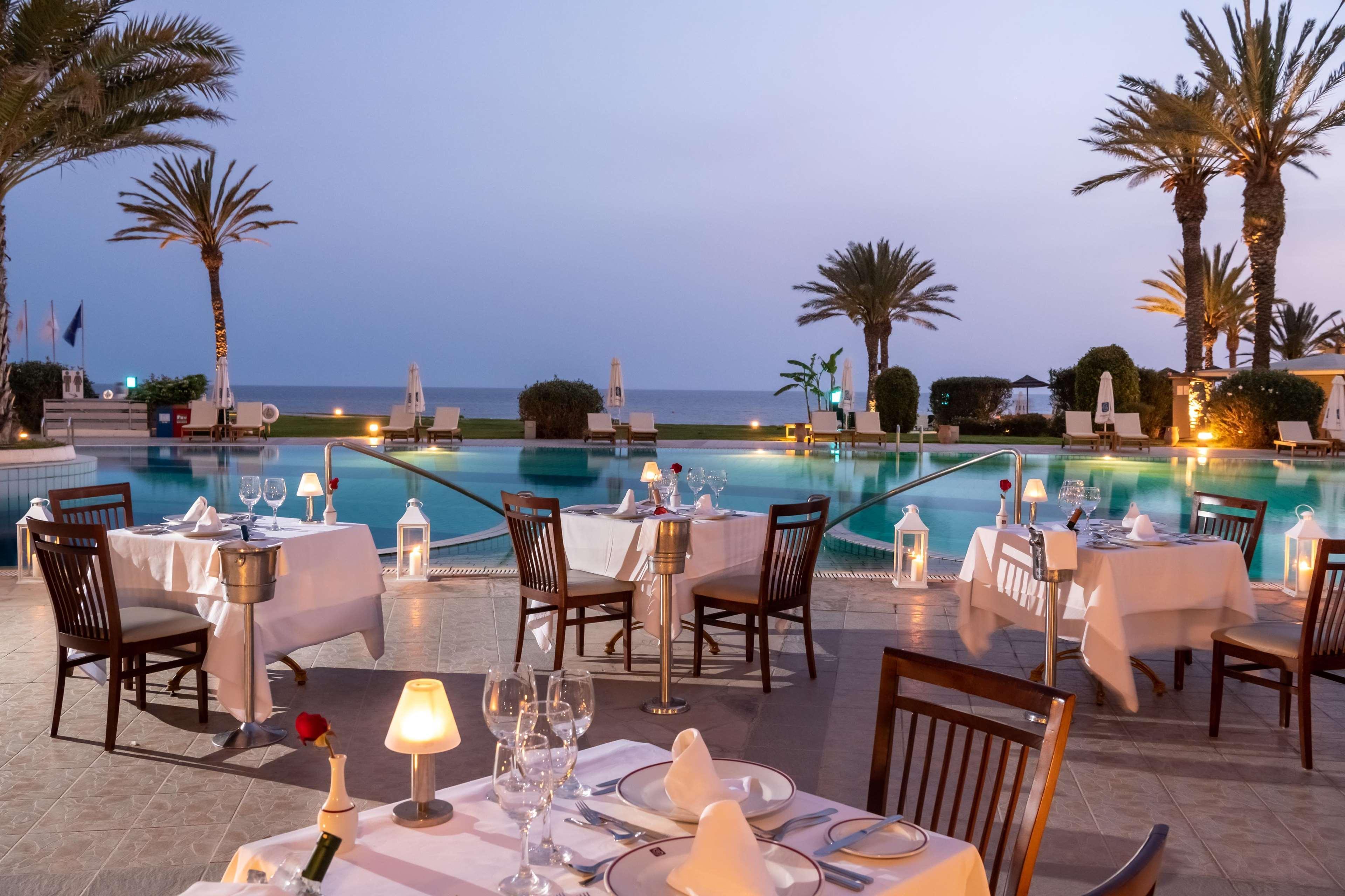 Constantinou Bros Athena Beach Hotel Geroskipou Exterior photo