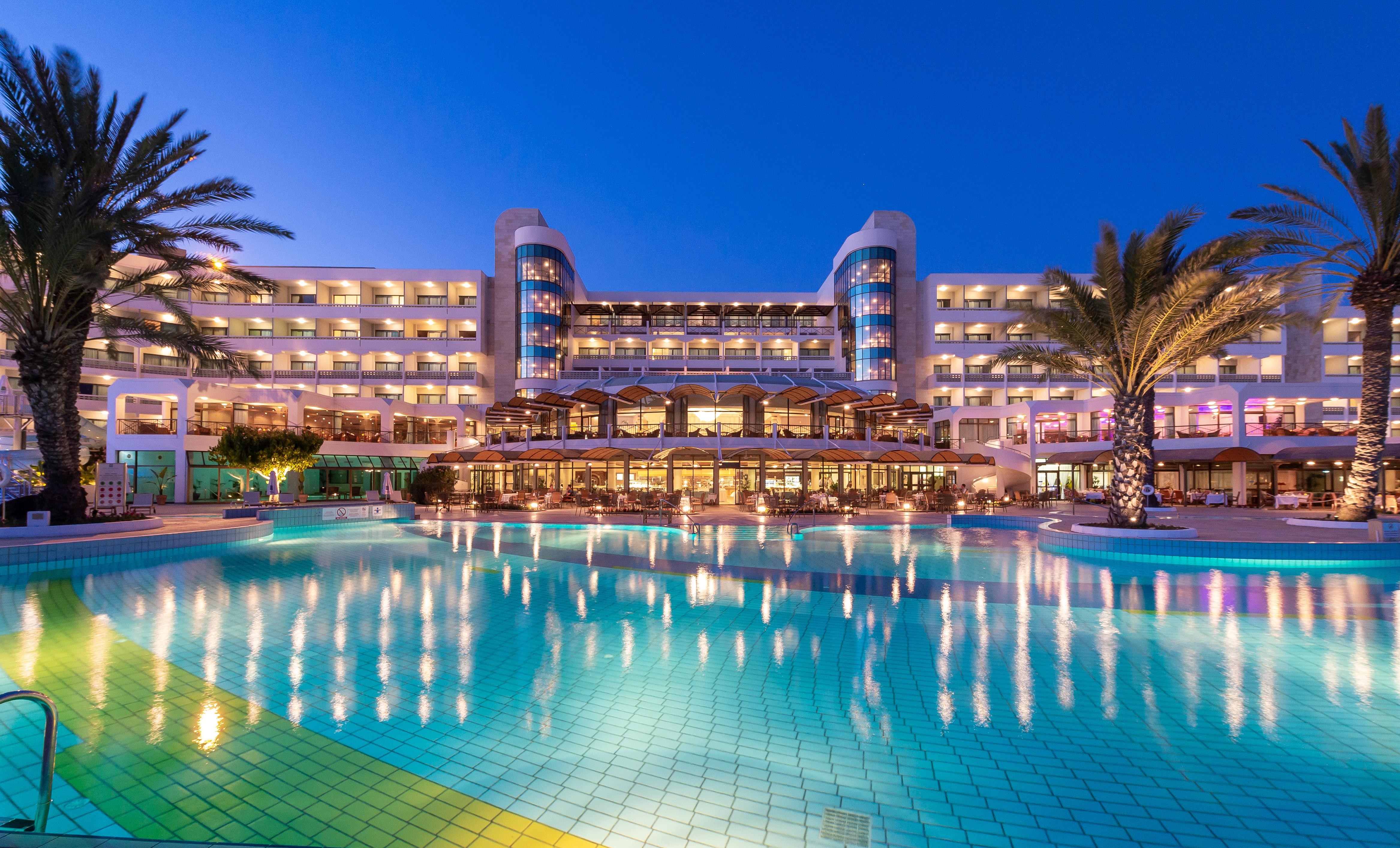 Constantinou Bros Athena Beach Hotel Geroskipou Exterior photo